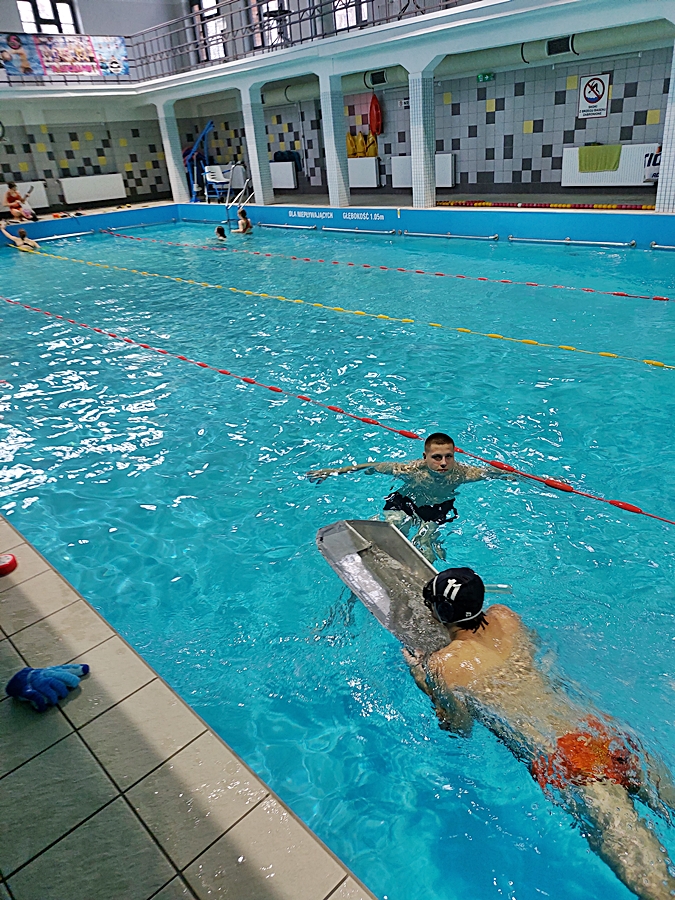 Hokej pod wodą Walenie Siemianowice Śląskie Trening 16 XII 2023